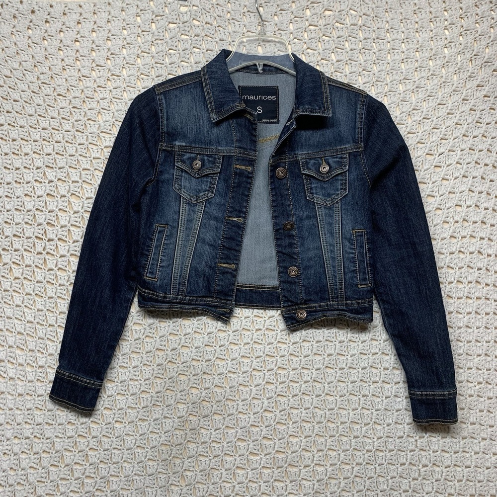 Maurices trucker denim Jacket Women Size S Blue‎ Denim Flap pockets adjustable